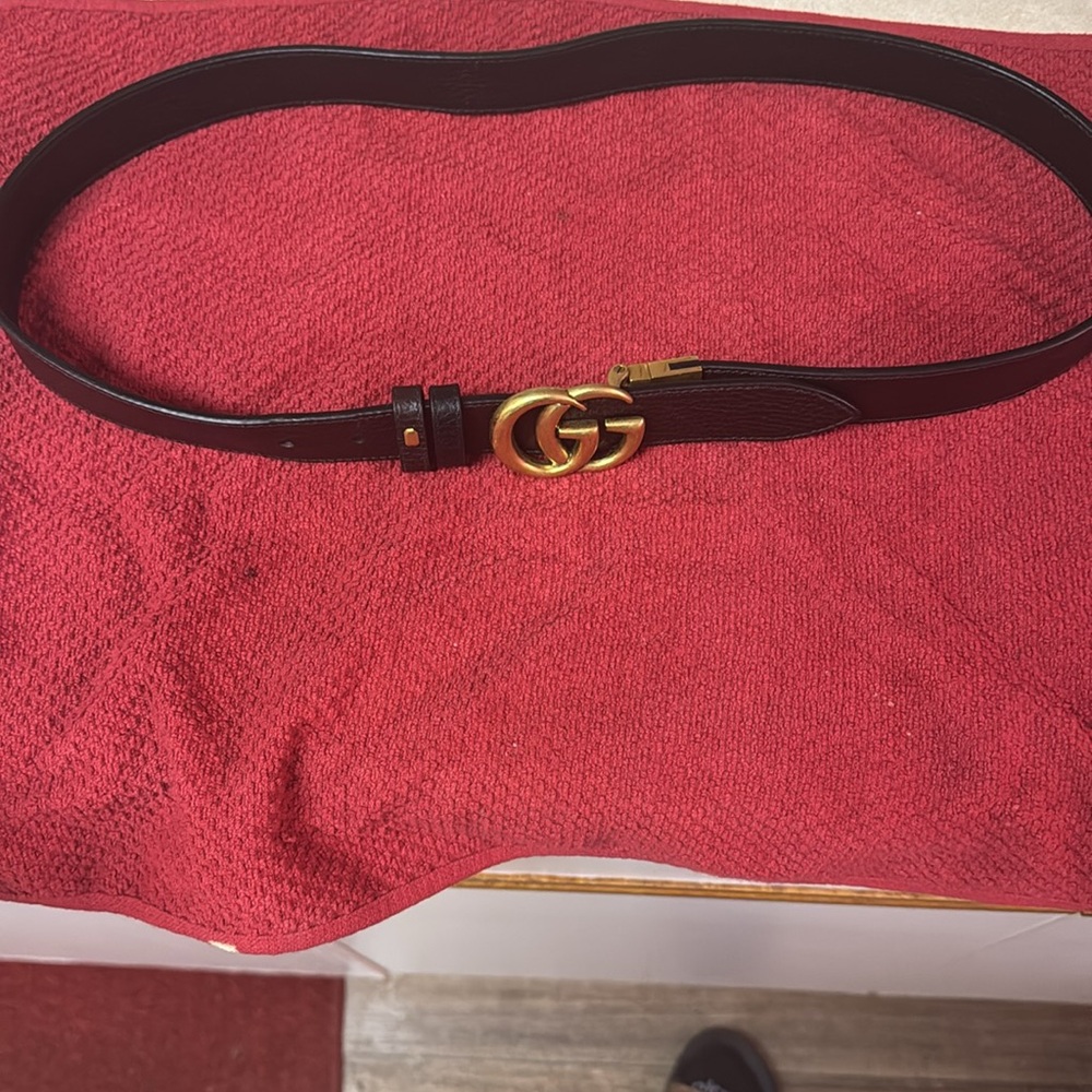 Gucci belt reversible (bl/br) - Picture 2 of 3
